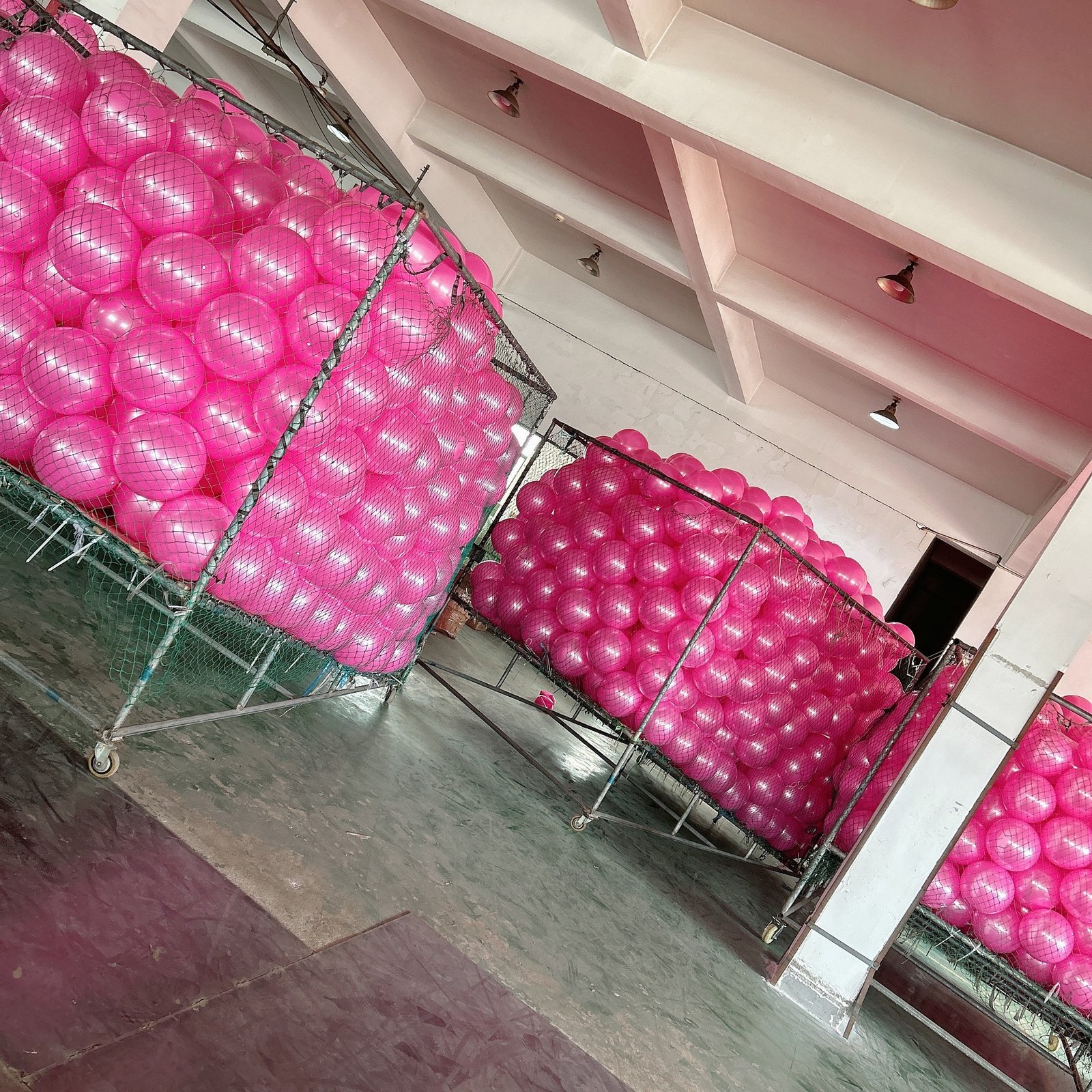 Massage ball production workshop at Movarify factory
